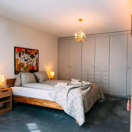 Cozy In The Heart Of Αντελμπόντεν